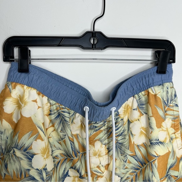 American Eagle Men’s Lined Swim Suit Trunks Floral Size Medium - Picture 2 of 9